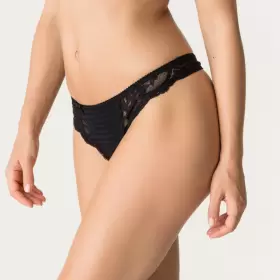 Madison String, Black