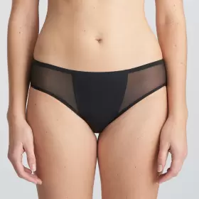 Louie Tai, Black