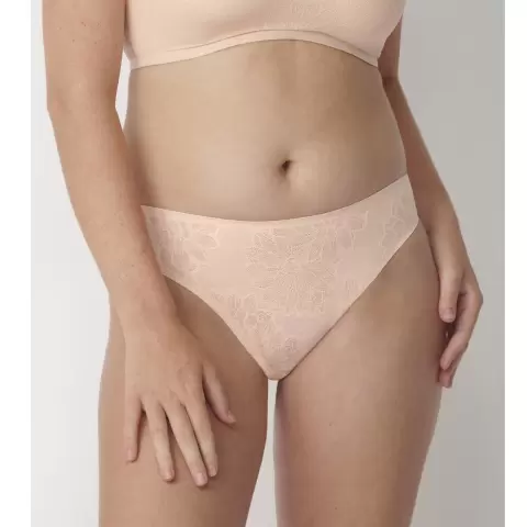 Fit Smart Tai, Nude