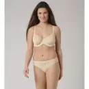 Triumph - Aura Spotlight Brazilian, Creamy Dream