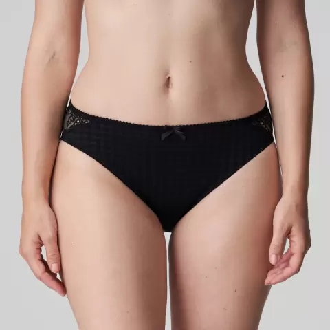 Madison Tai, Black
