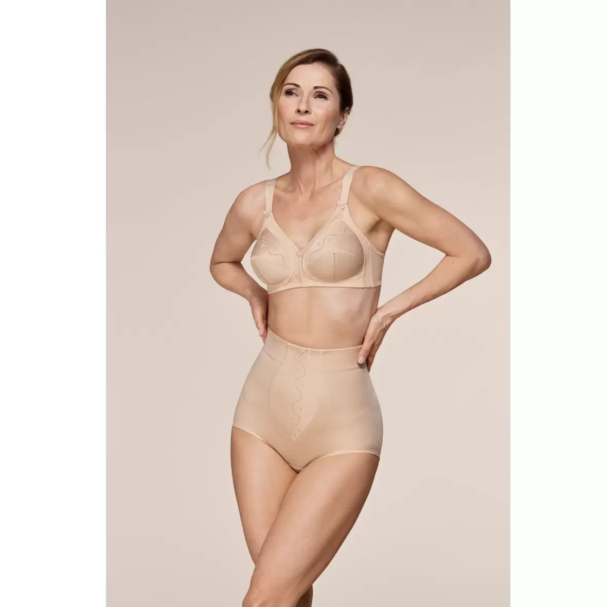 pilfer Nathaniel Ward paperback Sofie Lingeri - Shapewear - Triumph - Doreen + Cotton Maxi, Skin