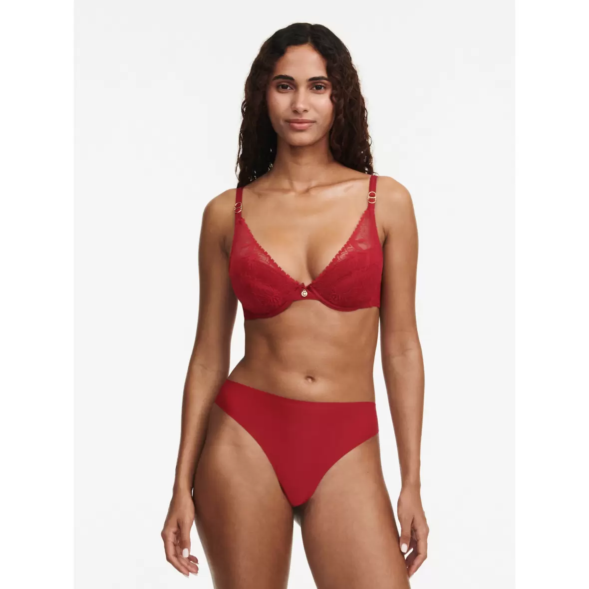 https://www.sofielingeri.dk/shared/20/735/chantelle-orchids-push-up-bra-passion-red_1180x1180c.webp