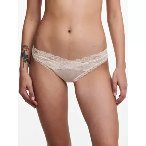 Brooklyn Tanga, Talc