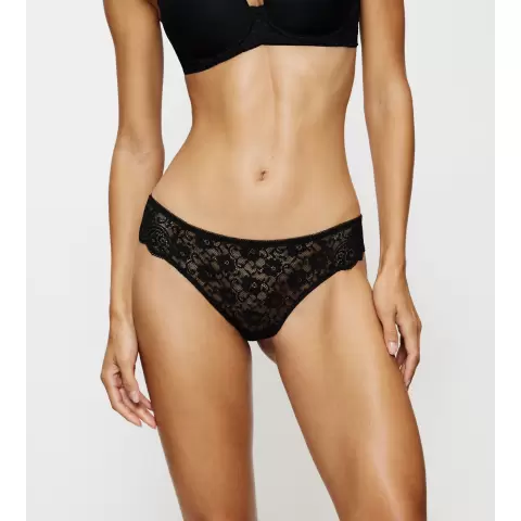 Amourette String, Sort