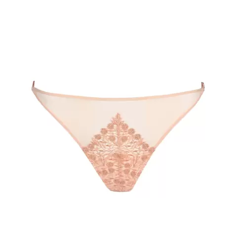 Danae String, Pinot Rose