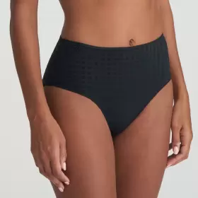 Avero Maxi, Black