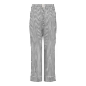 Pia Natbukser, Pavement Stripe
