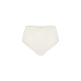 Beauty Layers Uld Maxi, Ecru White Beauty Layers Uld Maxi, Ecru White