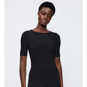 Beauty Layers T-Shirt Uld, Black Beauty Layers T-Shirt Uld, Black
