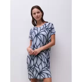 Yara Natkjole, Blue Petal Yara Natkjole, Blue Petal