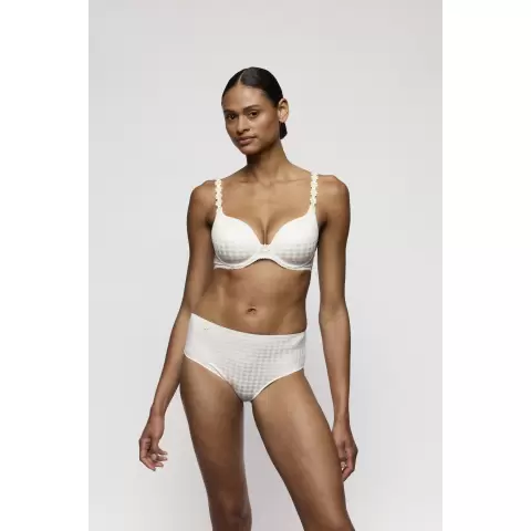 Avero Maxi, Ivory Petal