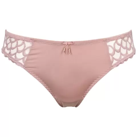 Leia Brazilian, Rose Kiss