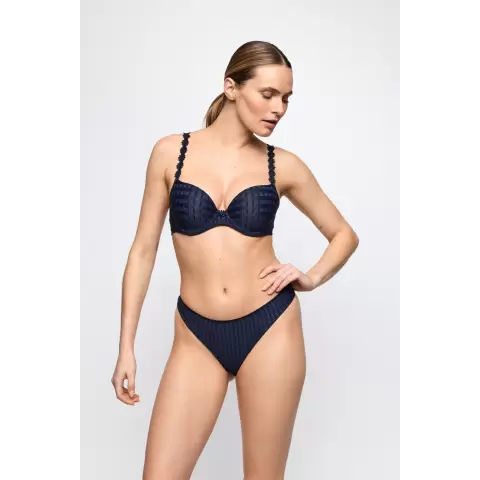 Avero String, Velvet Blue