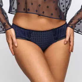 Avero Hipster, Velvet Blue Avero Hipster, Velvet Blue