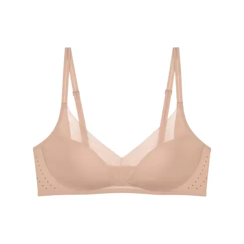 Breathe & Lift Smart Bra, Neutral Beige Breathe & Lift Smart Bra, Neutral Beige