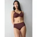 Triumph - Essential Hipster, Velvet Chocolate Triumph - Essential Hipster, Velvet Chocolate