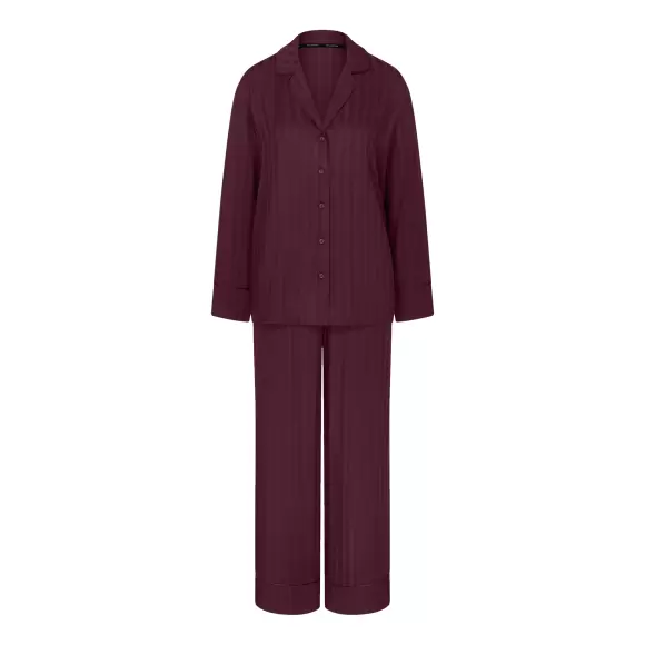 Triumph - Jacquard Pyjamas, Claret Triumph - Jacquard Pyjamas, Claret