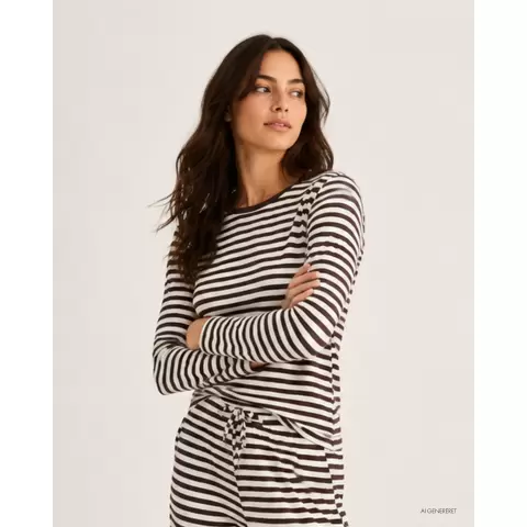 Natbluse, Brown